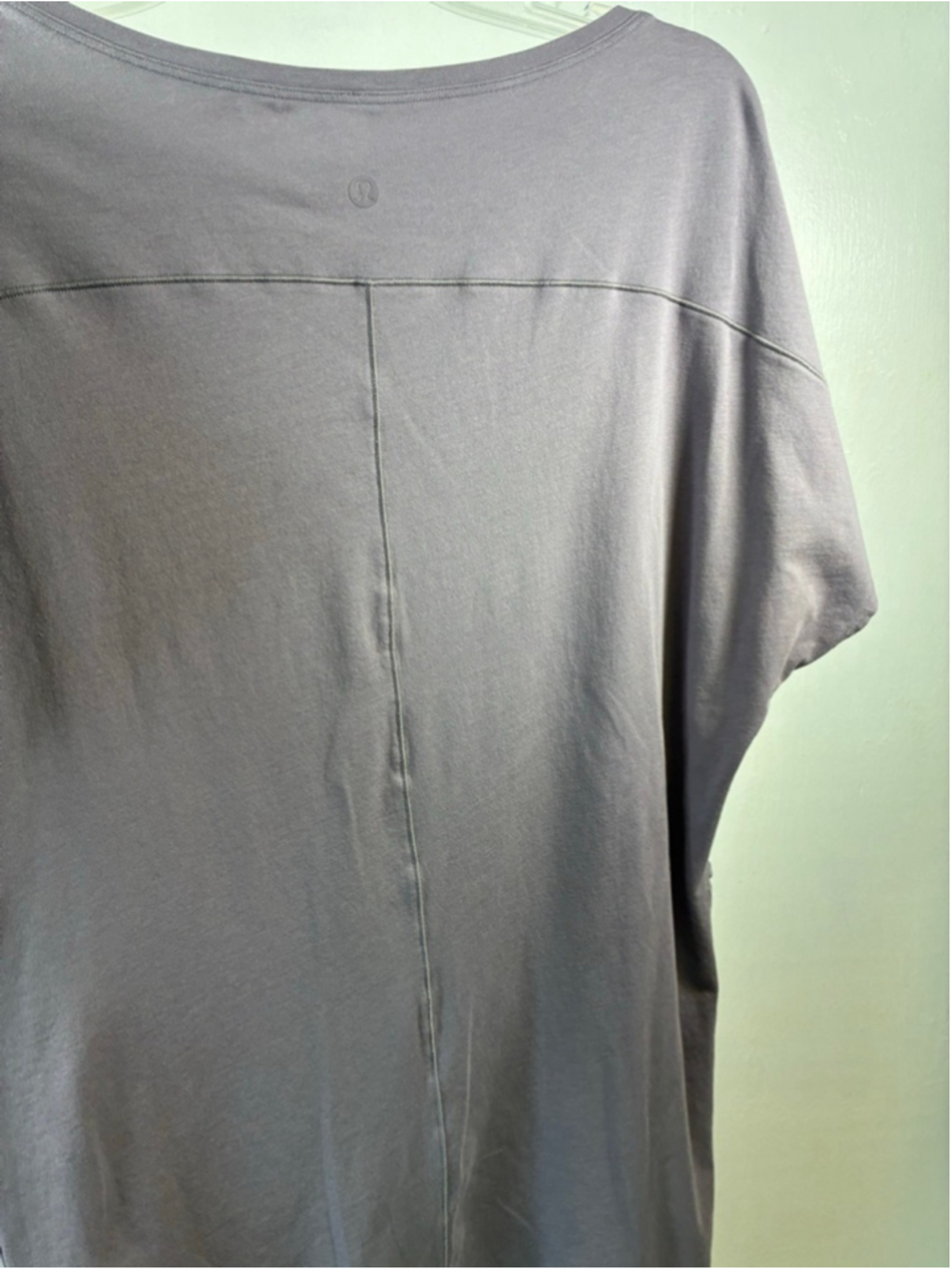 Lululemon Short Sleeve Tee in Purple Size L - Picture 2 of 6